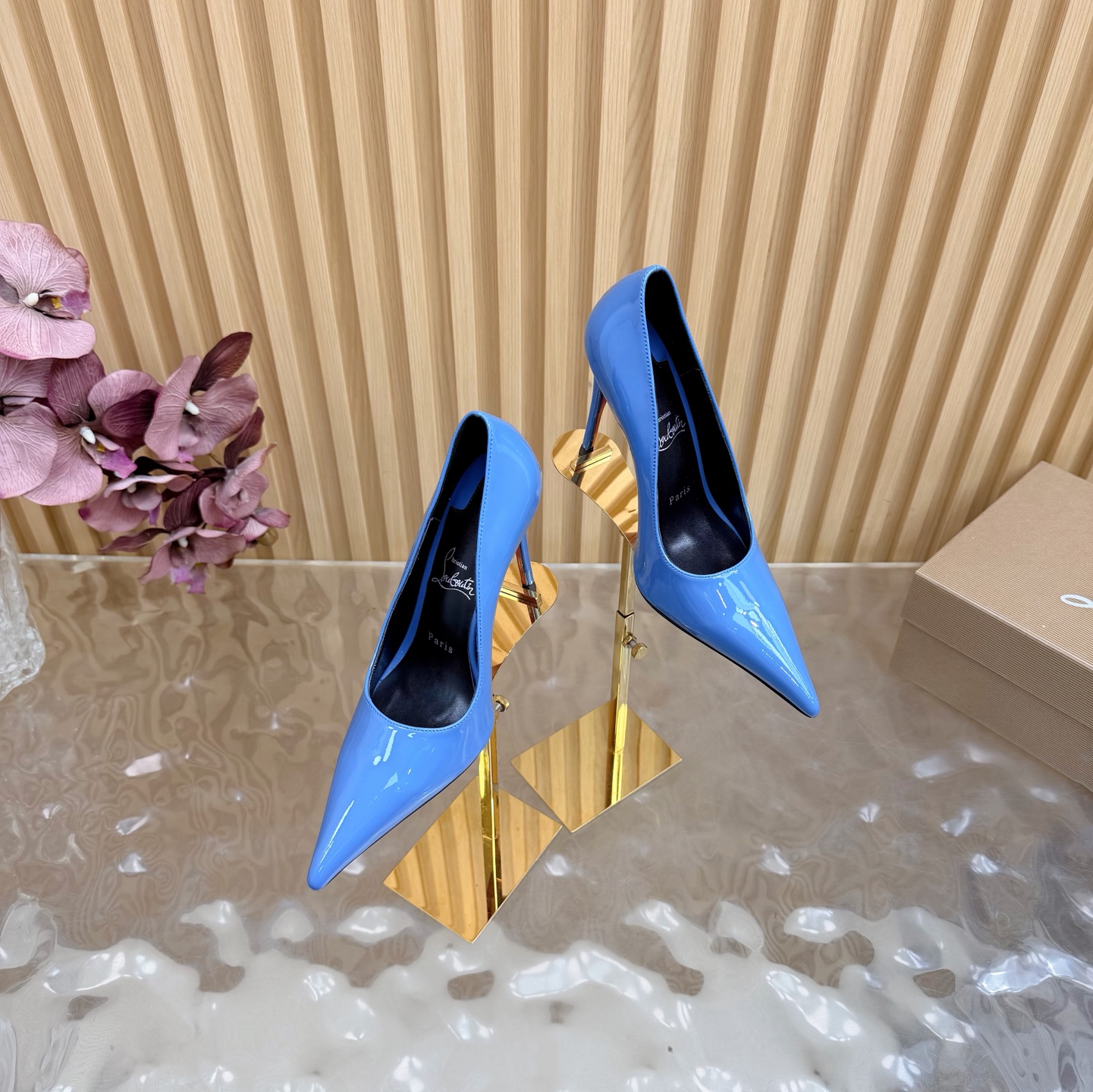 Women's high heels